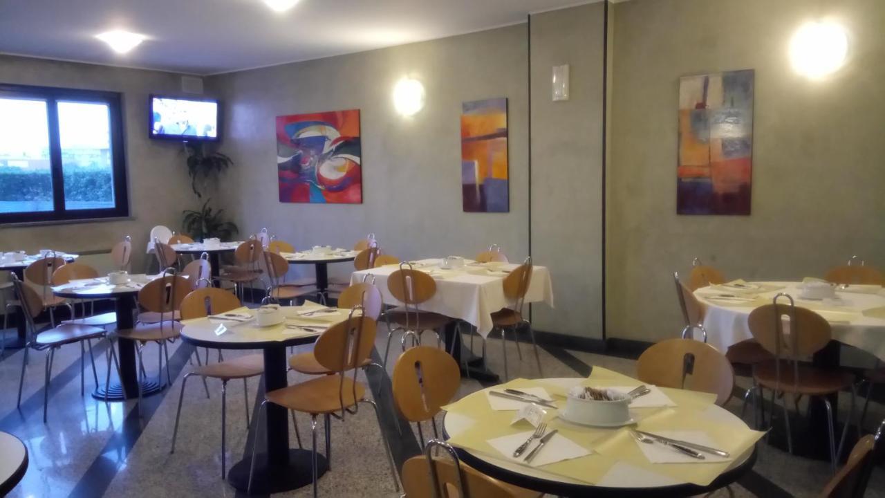 Pacific Hotel Airport Borgaro Torinese Εξωτερικό φωτογραφία